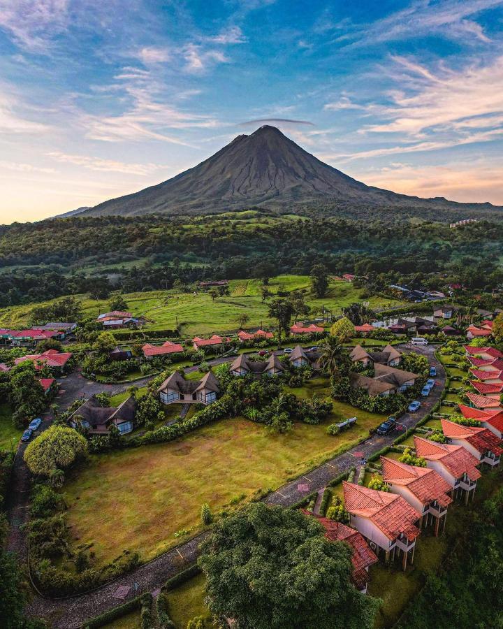 Montana De Fuego All Inclusive La Fortuna Exterior photo